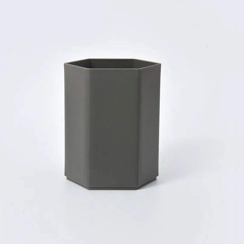 Minimalistyczny organizer na biurko