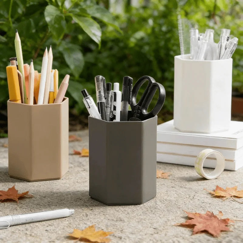 Minimalistyczny organizer na biurko